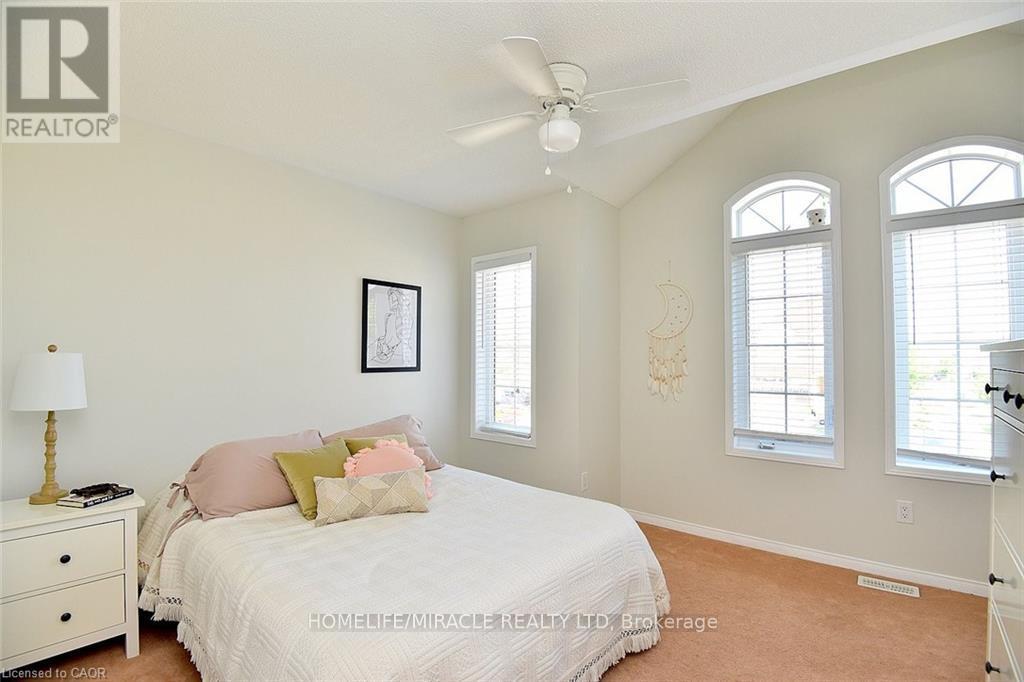 97 Barrett Avenue, Brantford, Ontario  N3S 0B4 - Photo 19 - X12443699
