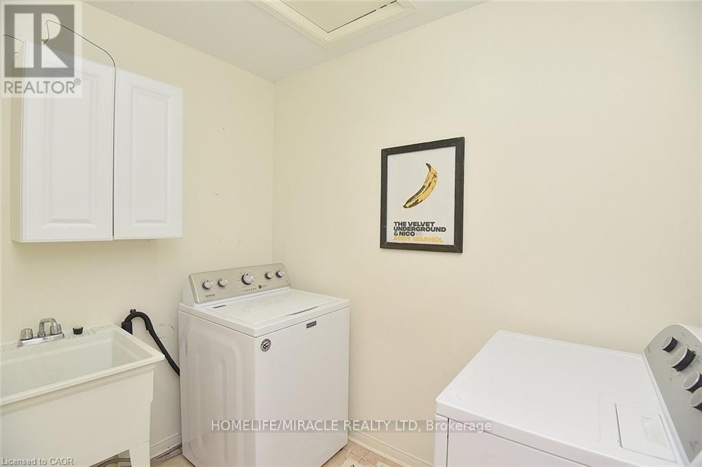 97 Barrett Avenue, Brantford, Ontario  N3S 0B4 - Photo 21 - X12443699