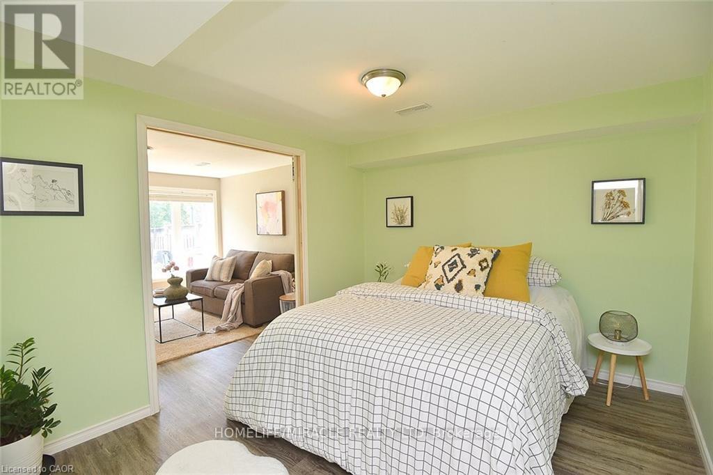 97 Barrett Avenue, Brantford, Ontario  N3S 0B4 - Photo 24 - X12443699