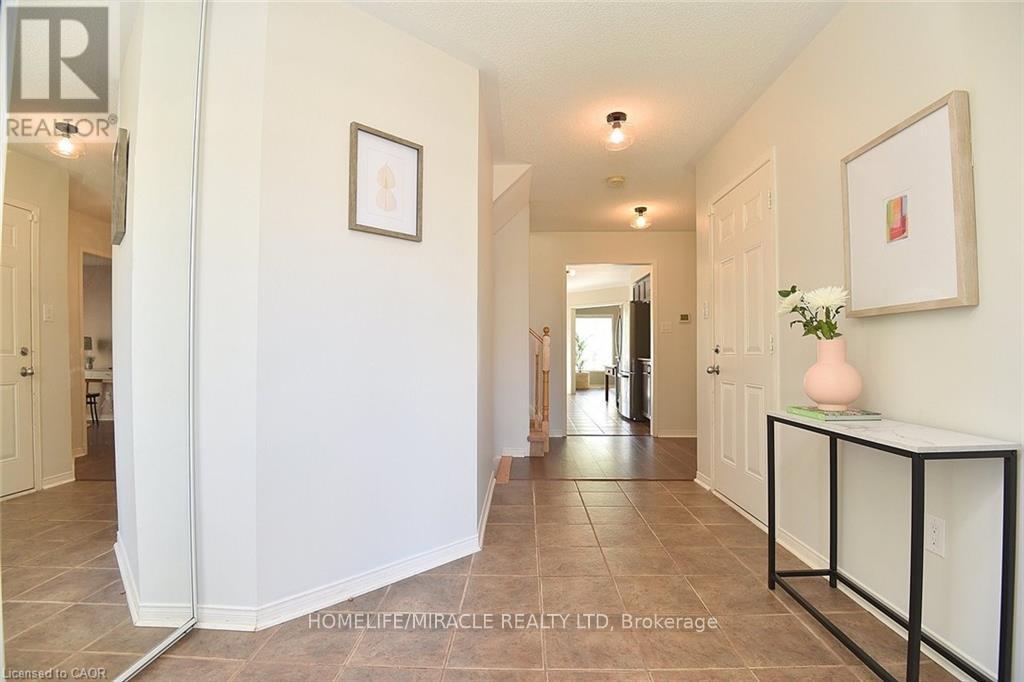 97 Barrett Avenue, Brantford, Ontario  N3S 0B4 - Photo 4 - X12443699