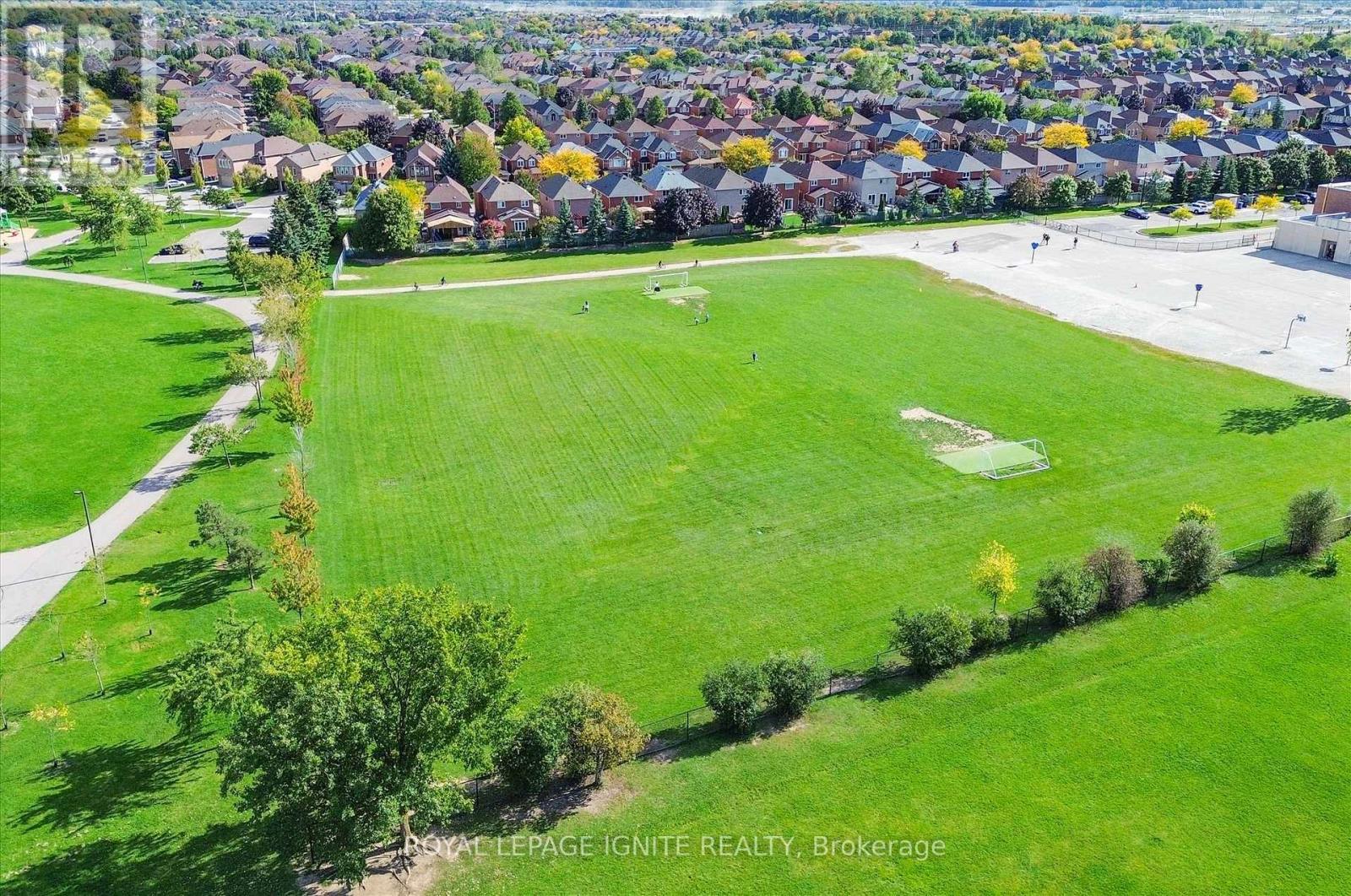 3929 Milkwood Crescent, Mississauga, Ontario  L5N 8H2 - Photo 24 - W12443302