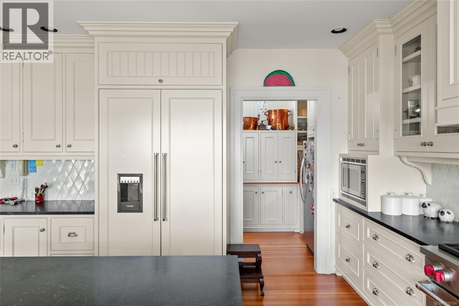 605 Senanus Dr, Central Saanich, British Columbia  V8M 1S6 - Photo 15 - 1015704