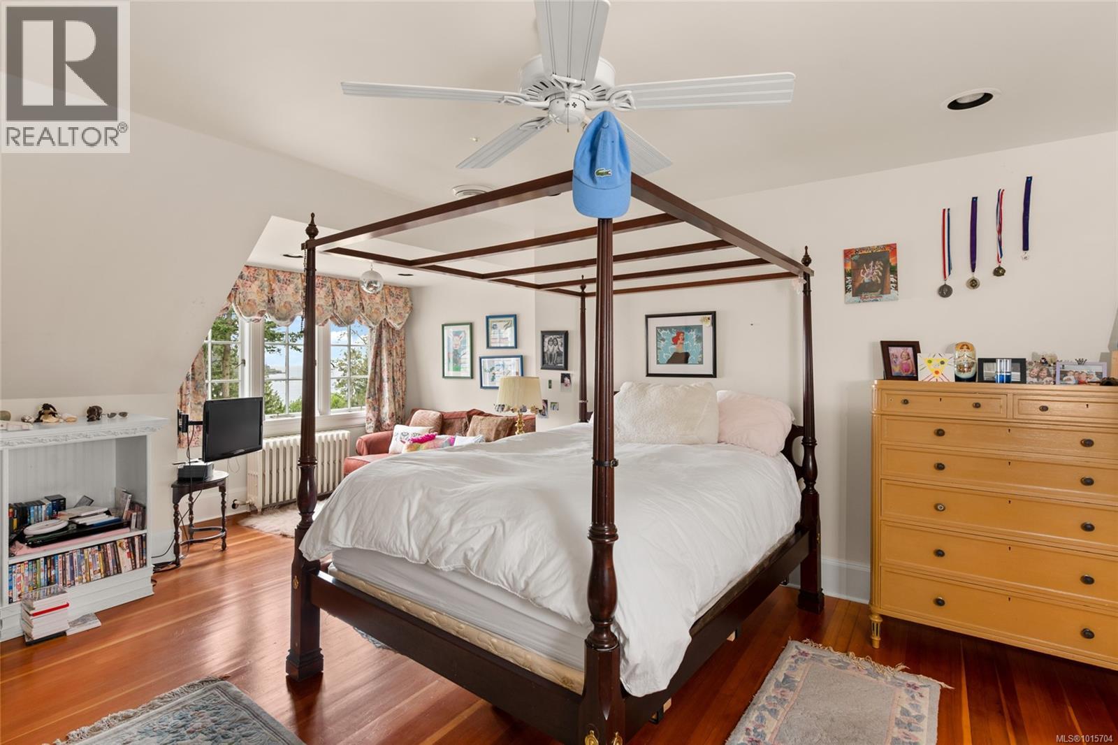 605 Senanus Dr, Central Saanich, British Columbia  V8M 1S6 - Photo 40 - 1015704