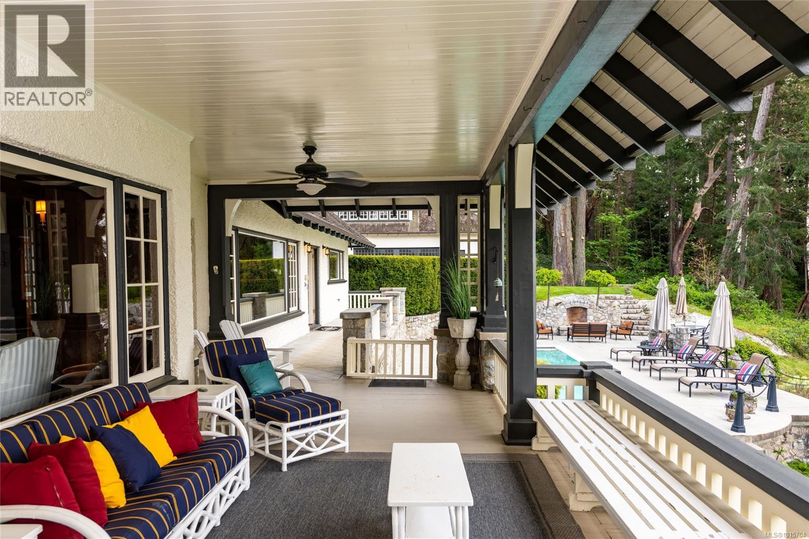 605 Senanus Dr, Central Saanich, British Columbia  V8M 1S6 - Photo 50 - 1015704