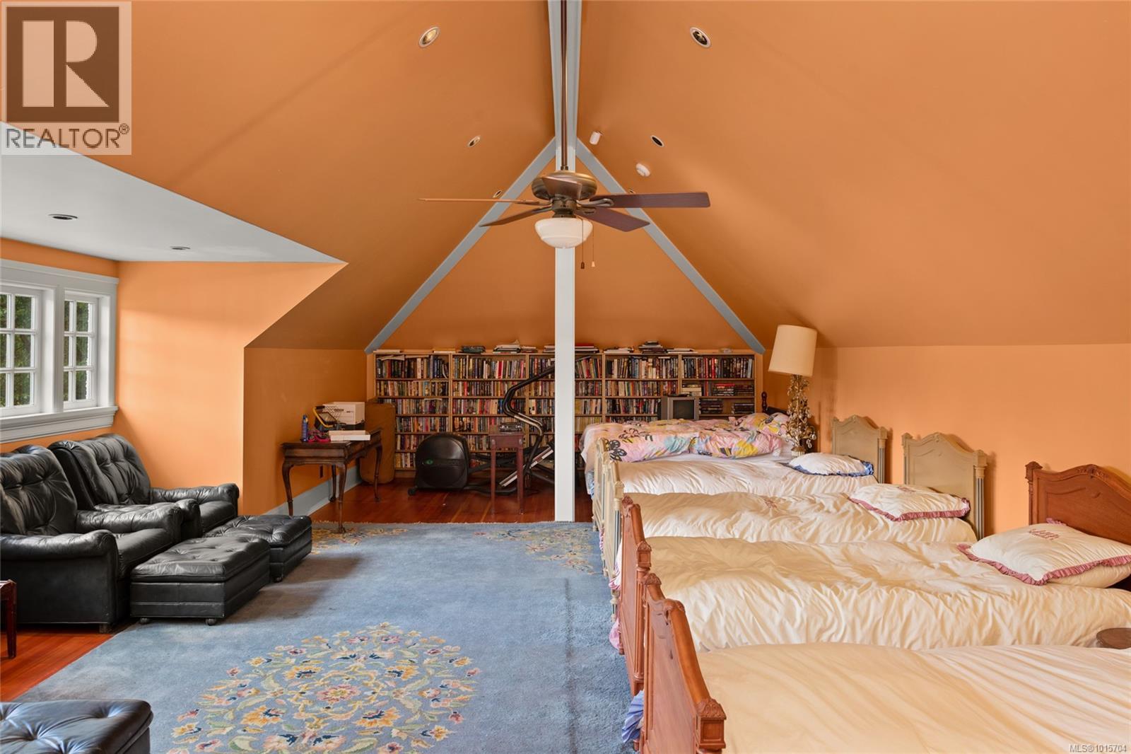 605 Senanus Dr, Central Saanich, British Columbia  V8M 1S6 - Photo 66 - 1015704