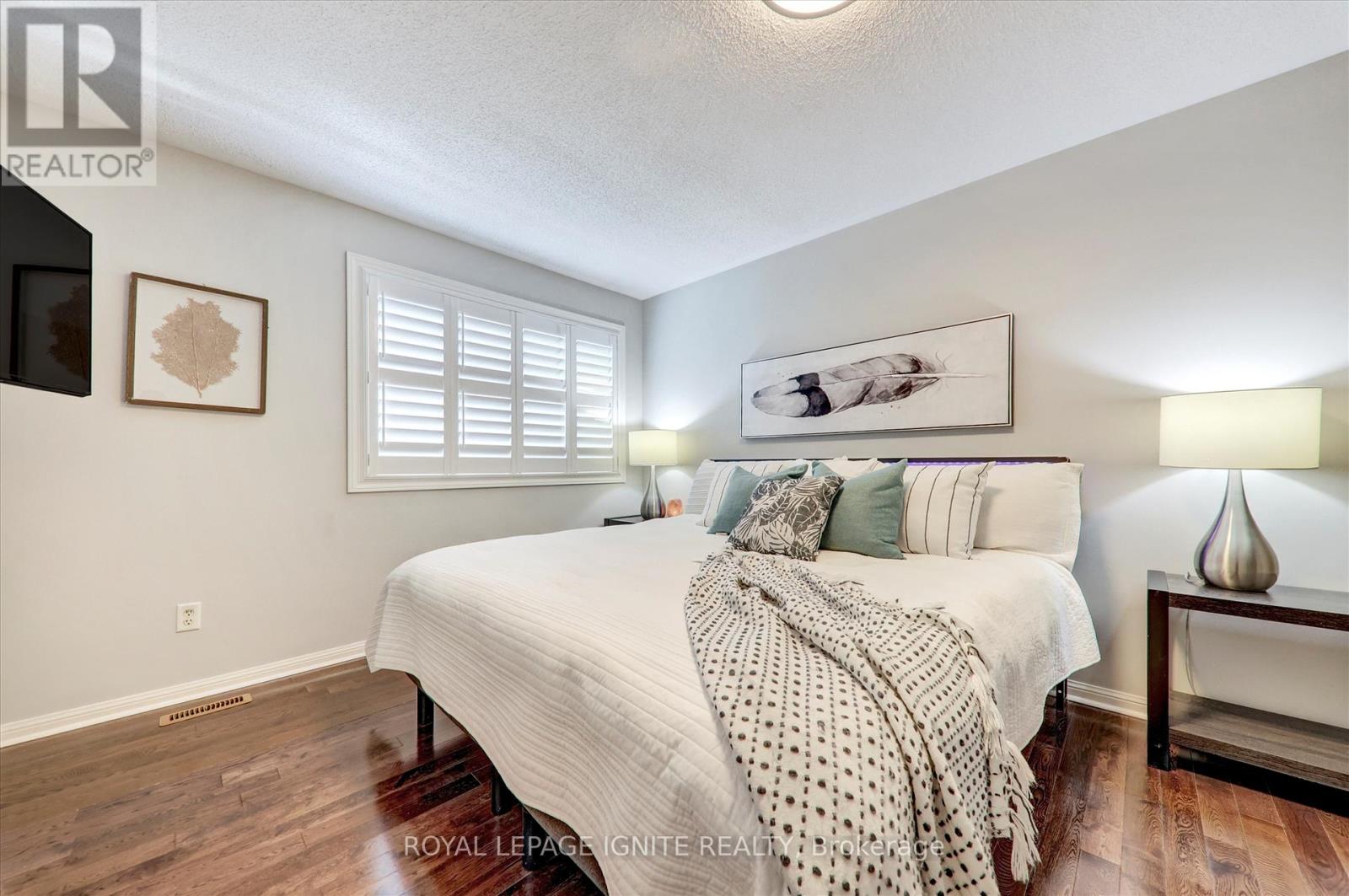 3929 Milkwood Crescent, Mississauga, Ontario  L5N 8H2 - Photo 10 - W12443302