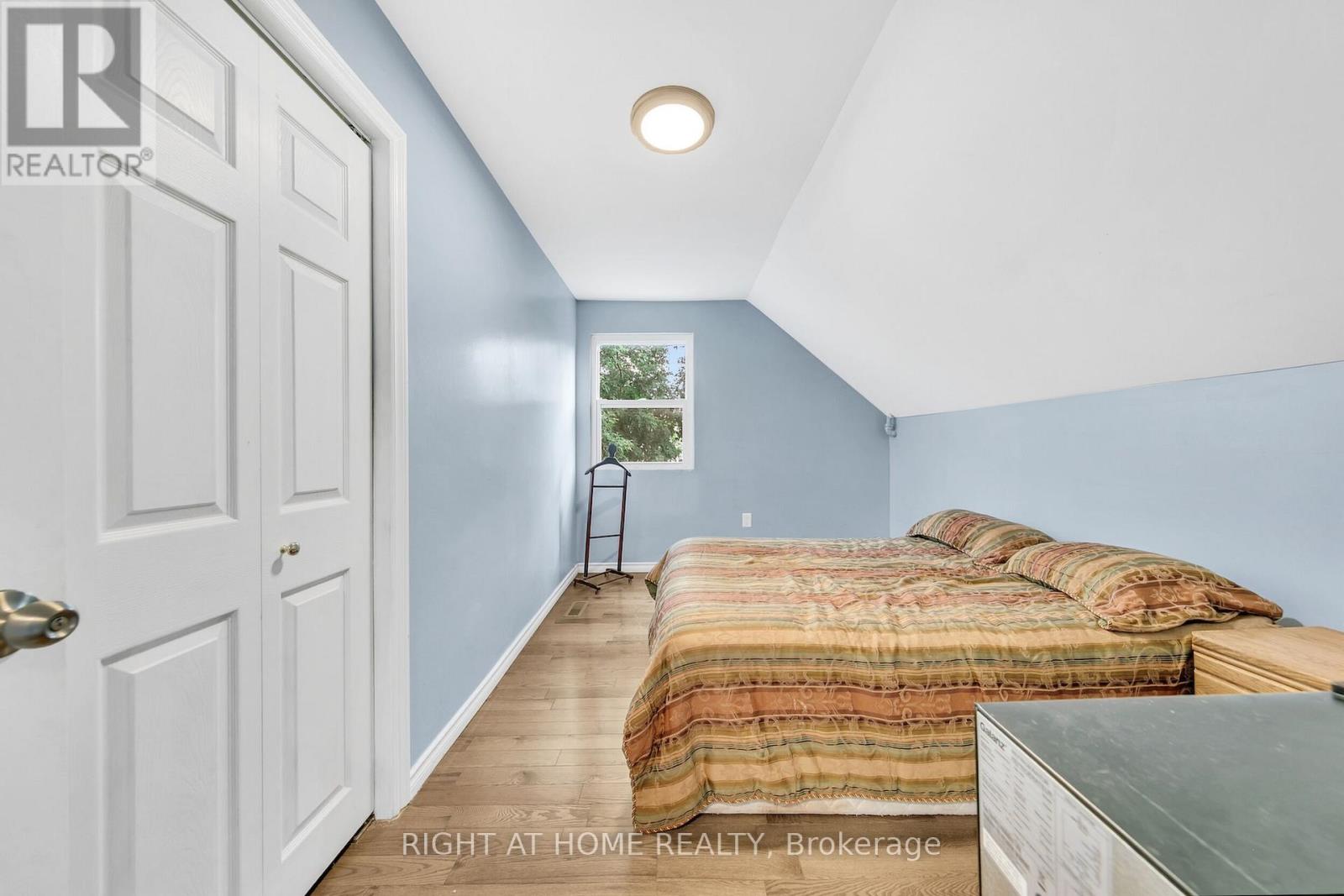 7 Maywood Avenue, St. Catharines, Ontario  L2R 1C4 - Photo 26 - X12433188