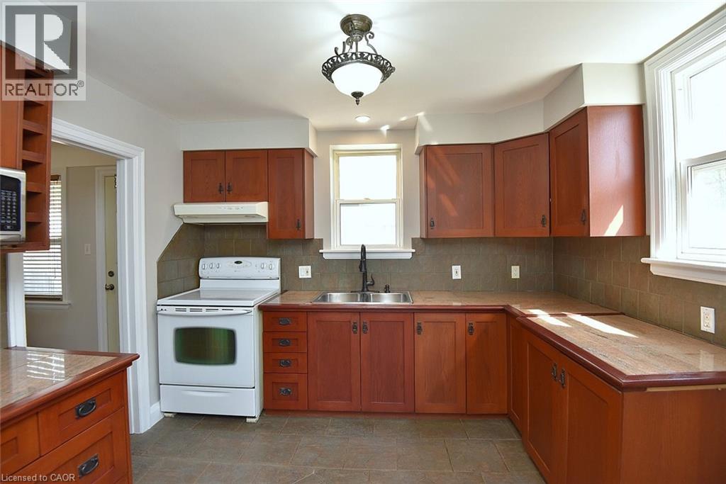 293 Emerson Street, Hamilton, Ontario  L8S 2Y8 - Photo 17 - 40776277