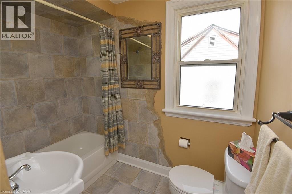 293 Emerson Street, Hamilton, Ontario  L8S 2Y8 - Photo 25 - 40776277