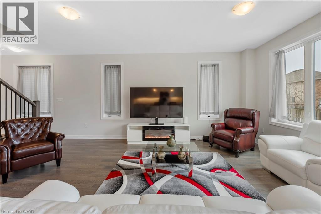 107 Starfire Crescent Crescent, Stoney Creek, Ontario  L8E 0K9 - Photo 12 - 40775679