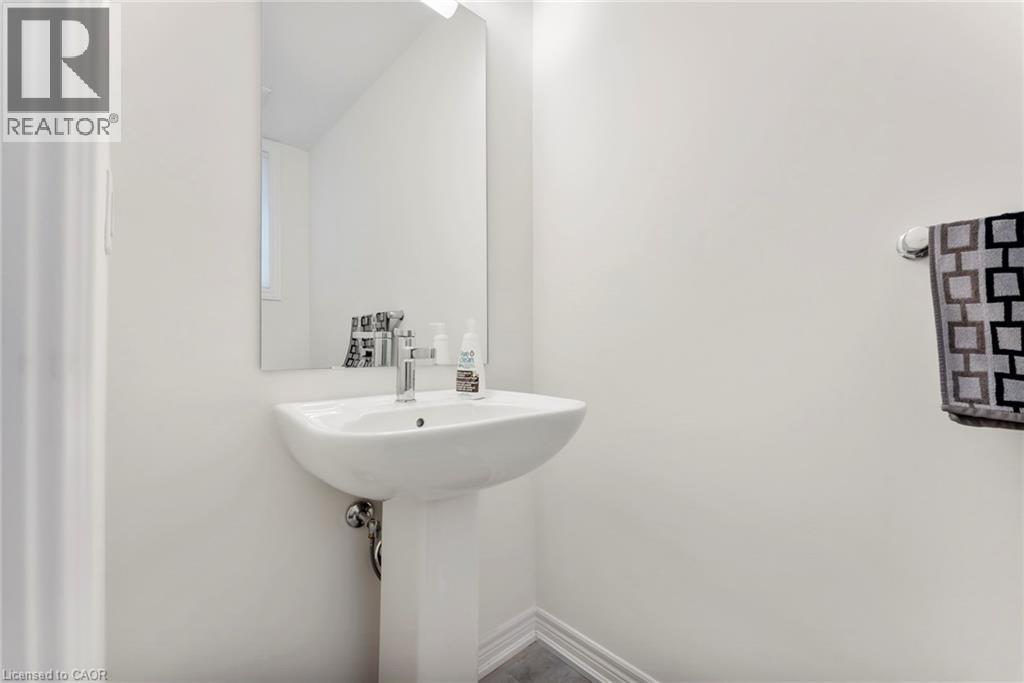 107 Starfire Crescent Crescent, Stoney Creek, Ontario  L8E 0K9 - Photo 21 - 40775679