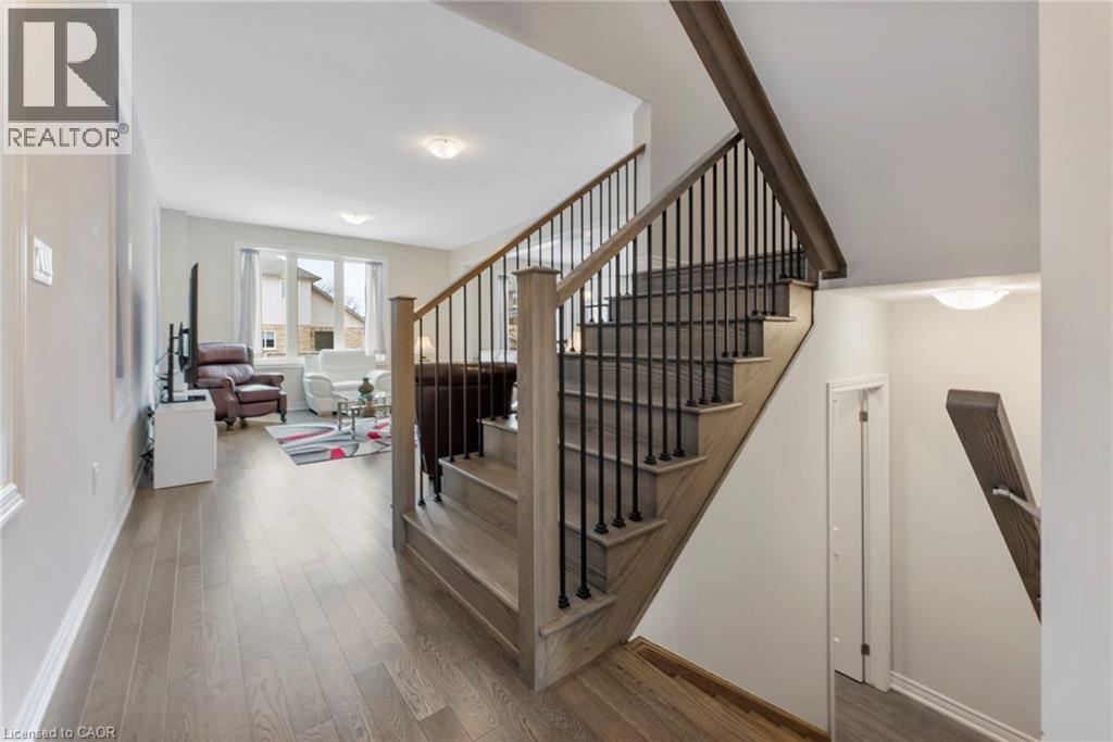 107 Starfire Crescent Crescent, Stoney Creek, Ontario  L8E 0K9 - Photo 8 - 40775679