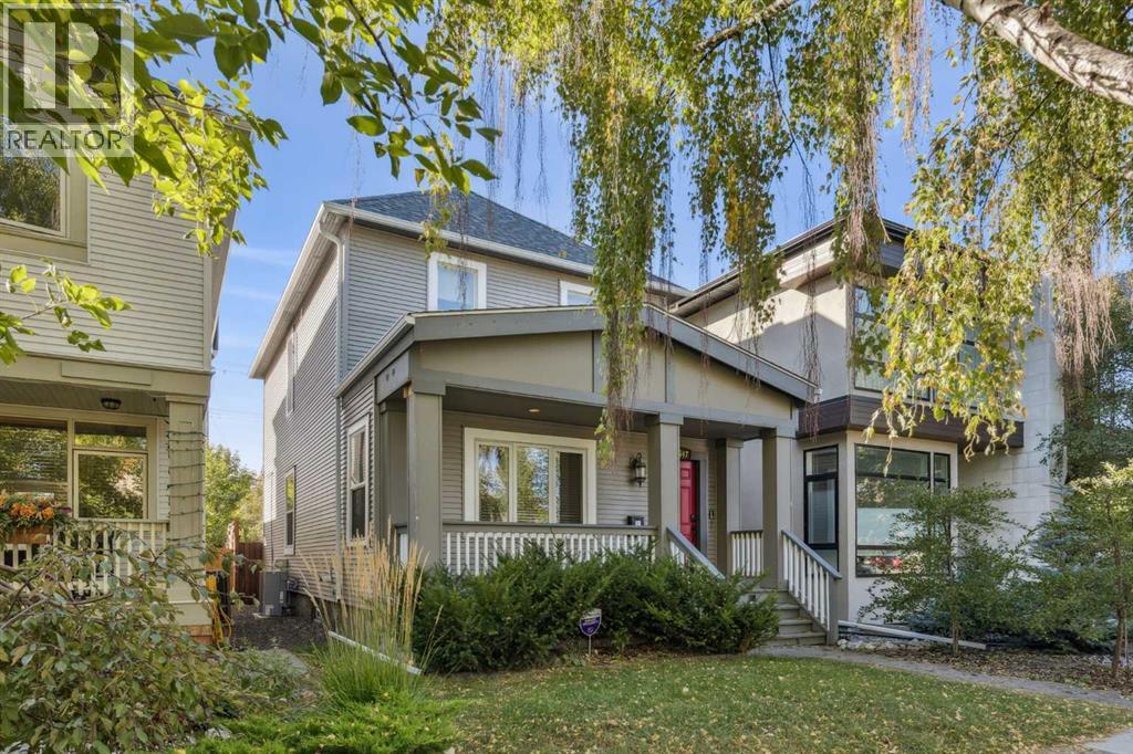 1647 Bowness Road Nw, Calgary, Alberta  T2N 3K1 - Photo 2 - A2261971