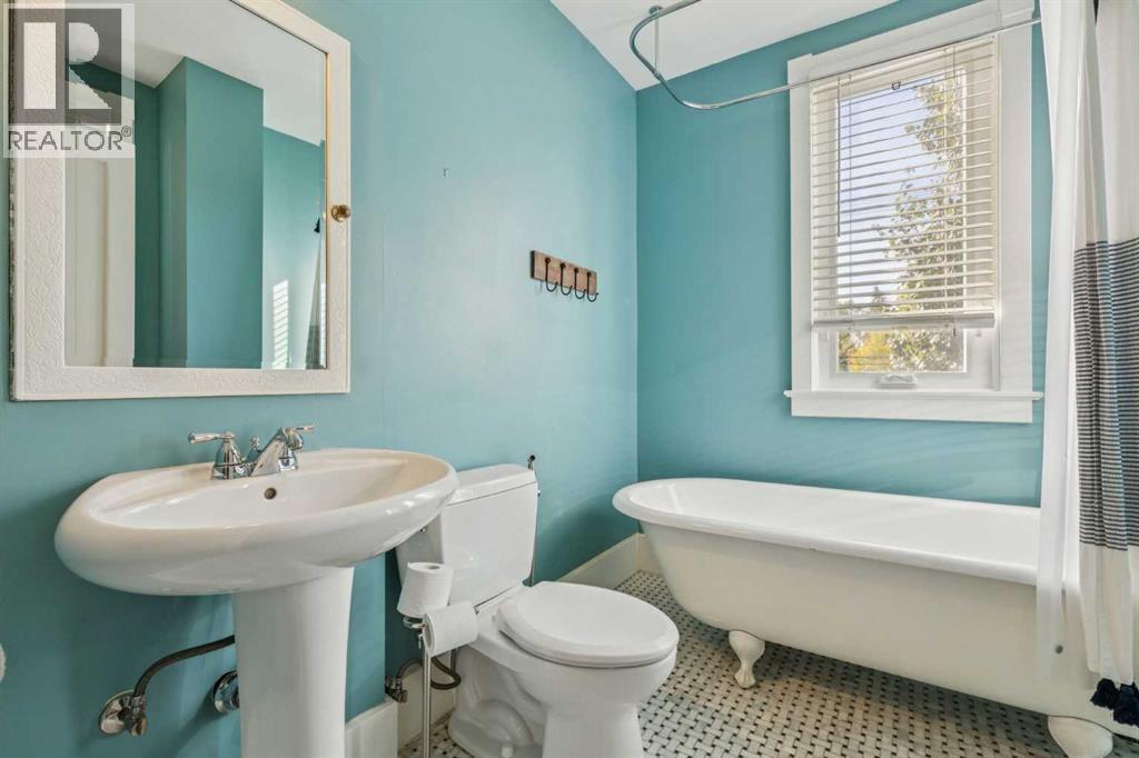 1647 Bowness Road Nw, Calgary, Alberta  T2N 3K1 - Photo 25 - A2261971