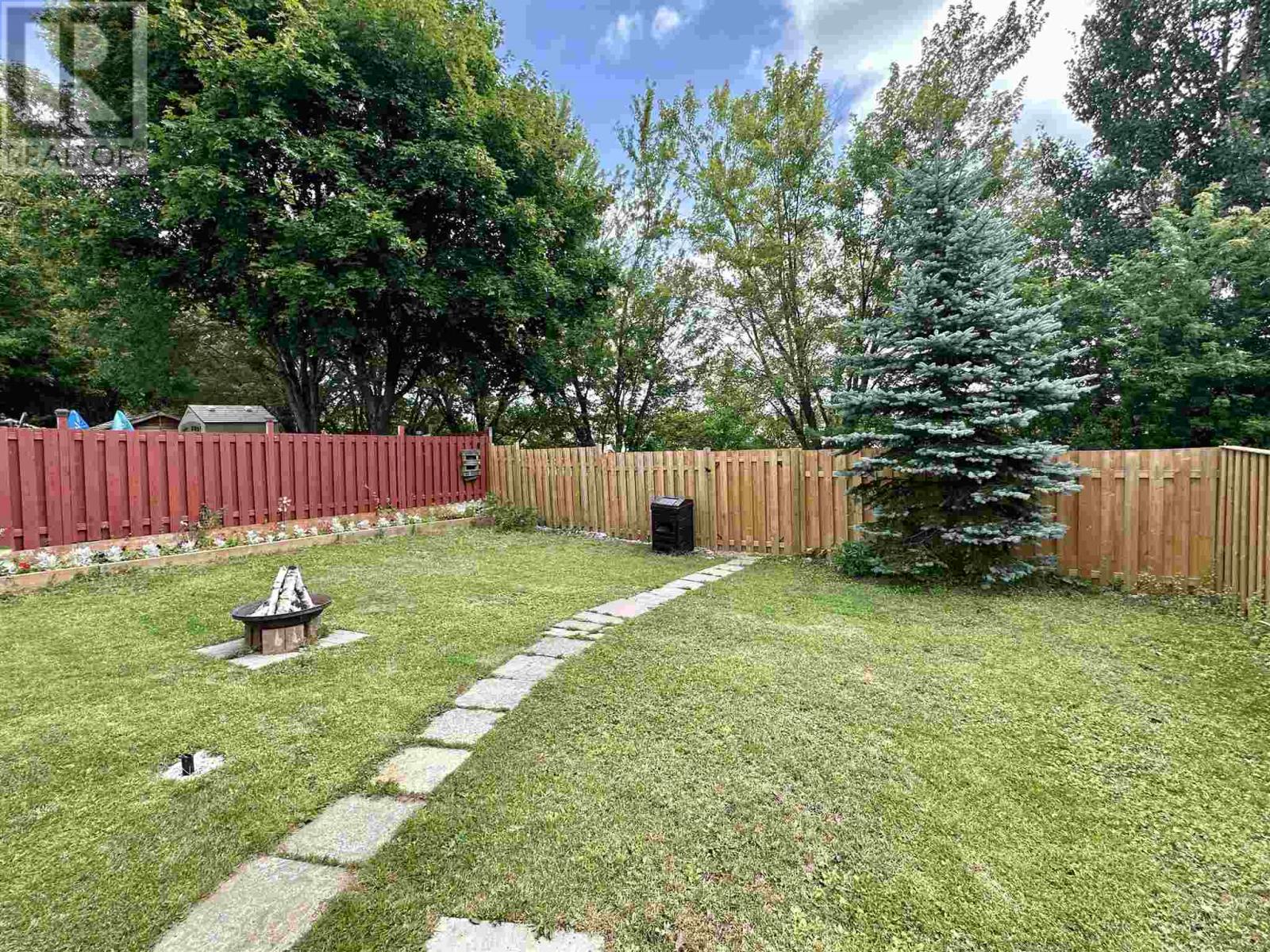 37 Ste. Camillus Cres, Elliot Lake, Ontario  P5A 3J8 - Photo 37 - SM252263