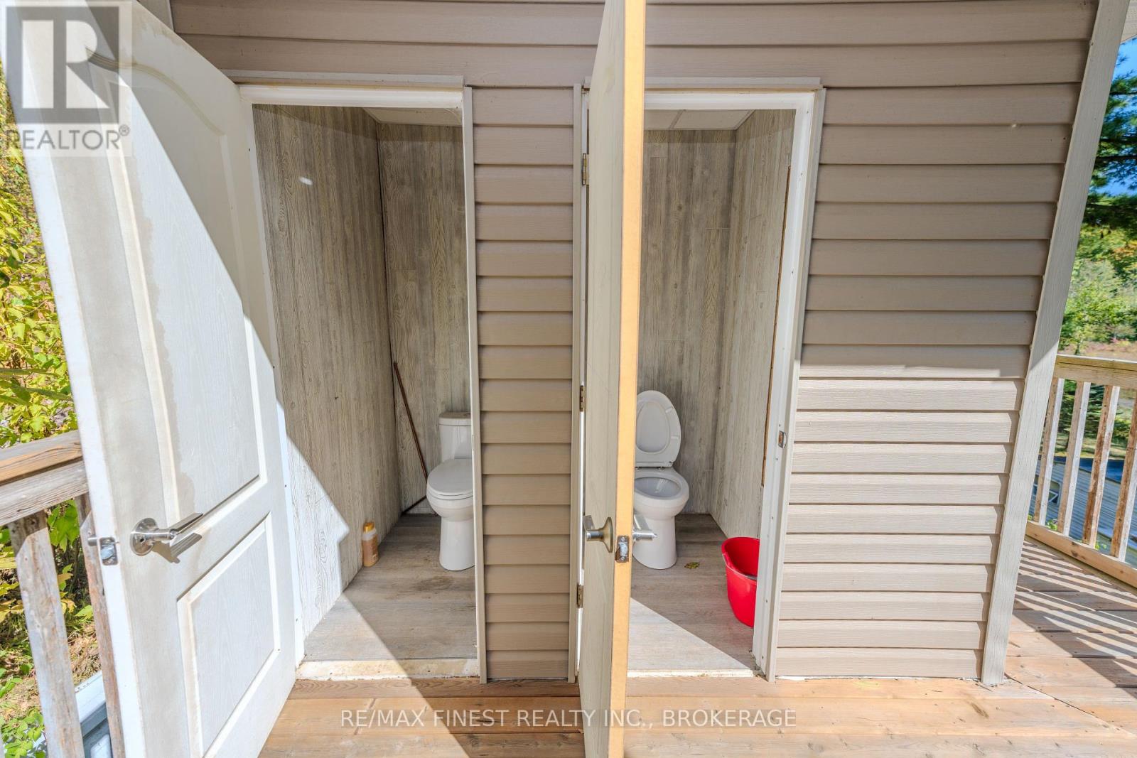 1097 Big Bay Drive, Frontenac, Ontario  K0H 1B0 - Photo 16 - X12443924