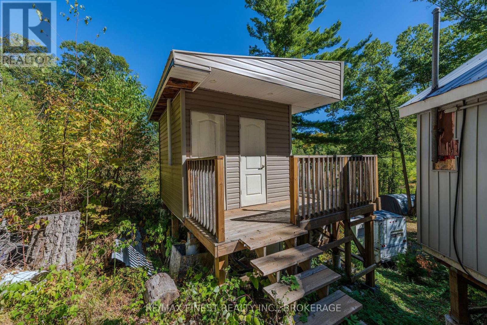 1097 Big Bay Drive, Frontenac, Ontario  K0H 1B0 - Photo 2 - X12443924