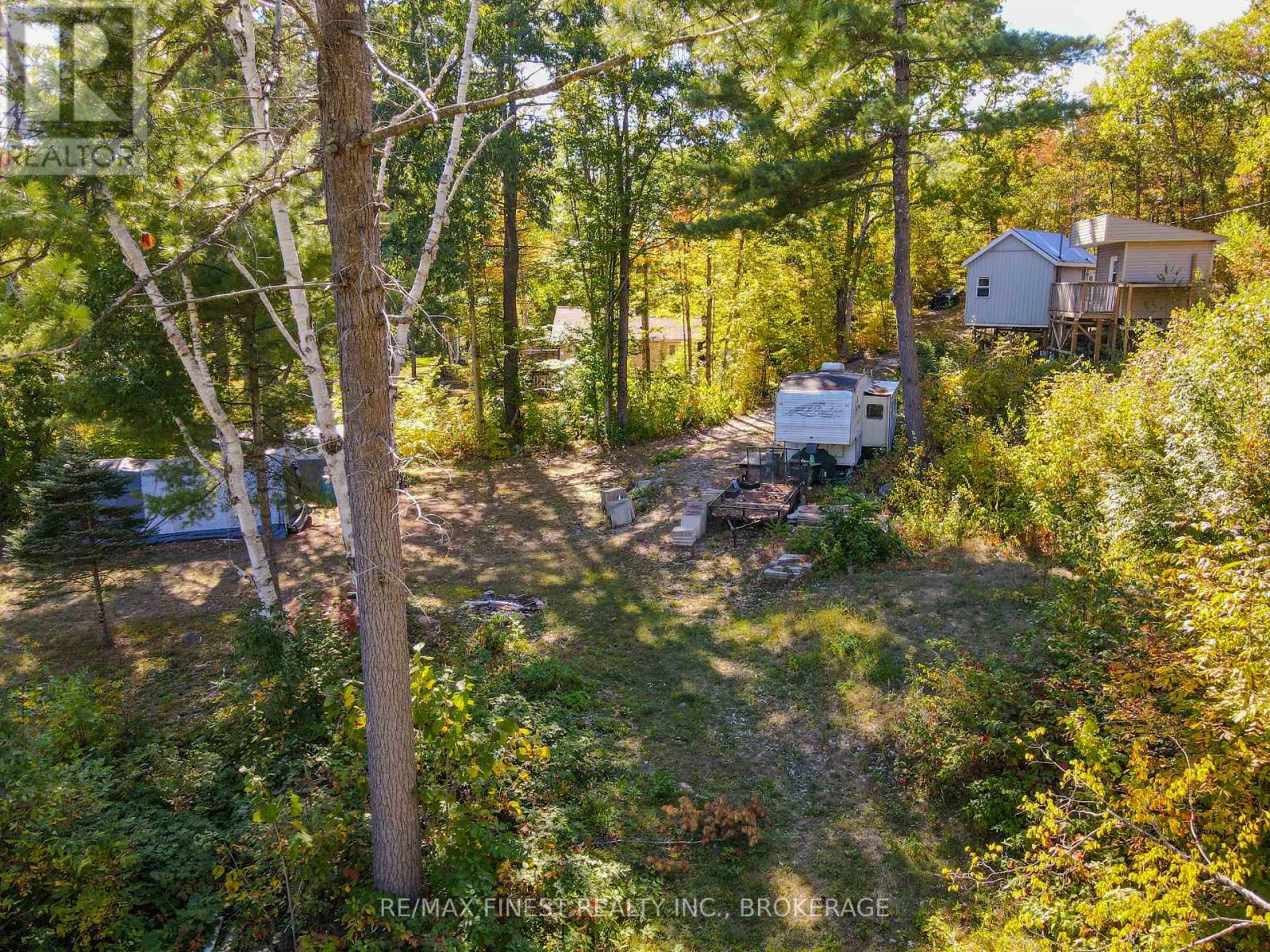 1097 Big Bay Drive, Frontenac, Ontario  K0H 1B0 - Photo 4 - X12443924