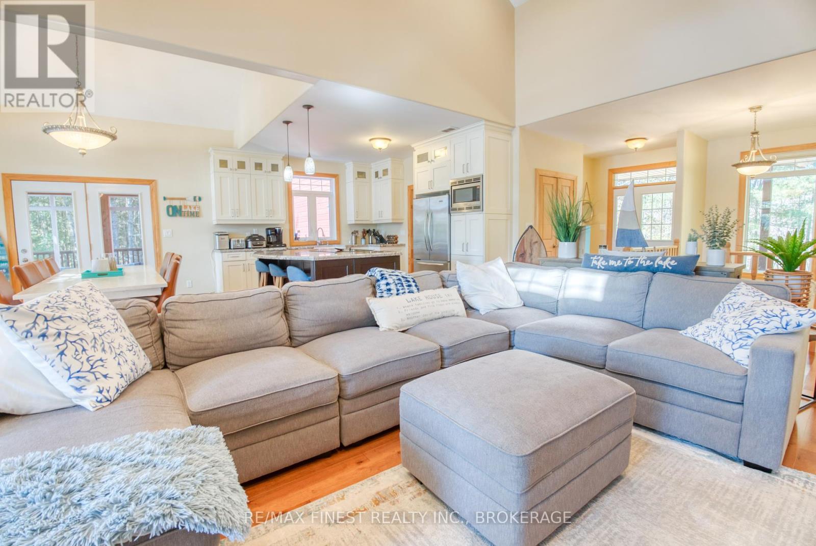 1102b Bebris Road, Central Frontenac, Ontario  K0H 1B0 - Photo 11 - X12443966