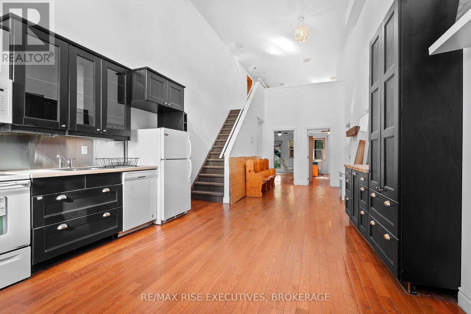 682 Princess Street, Kingston, Ontario  K7L 1E7 - Photo 27 - X12443991