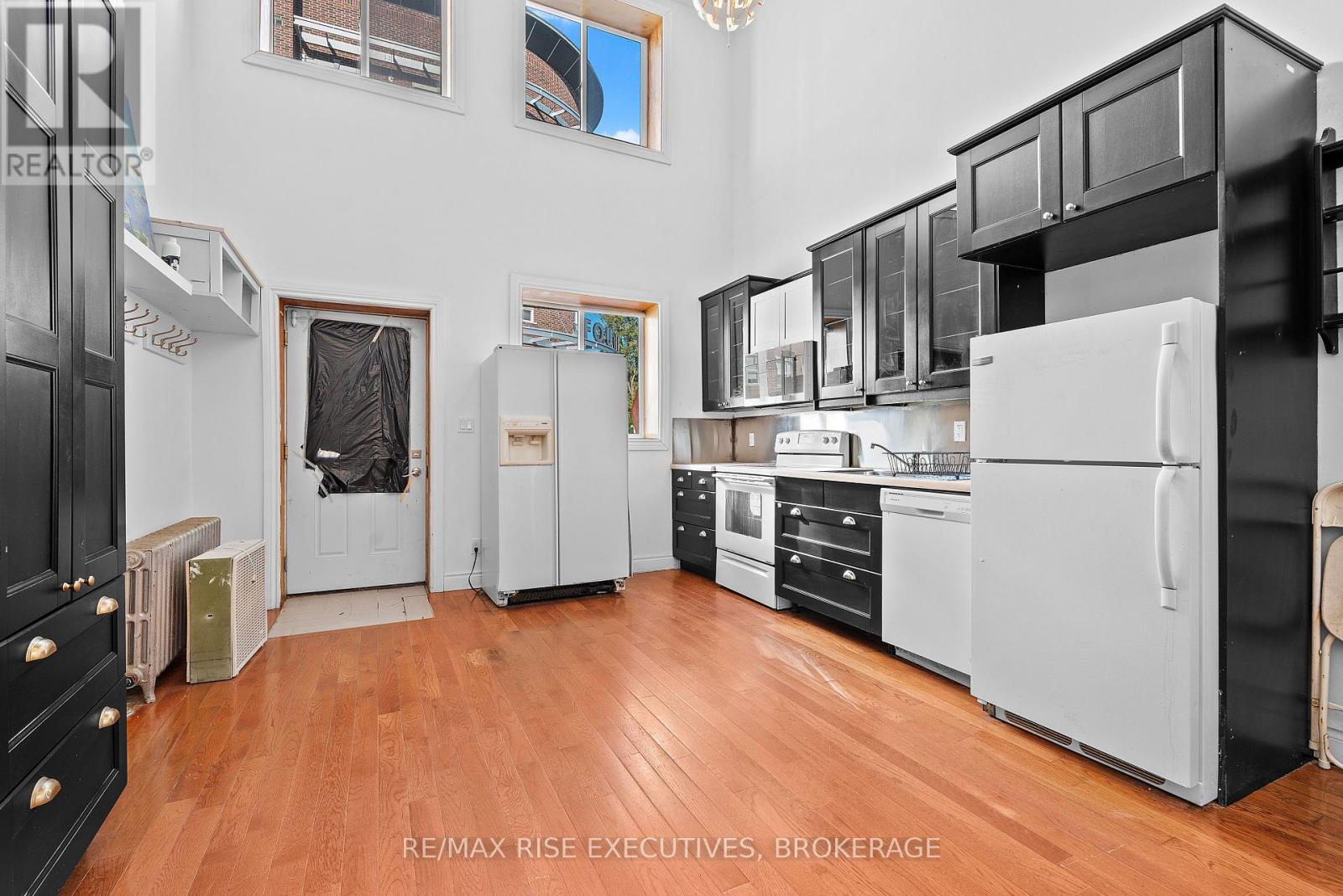 682 Princess Street, Kingston, Ontario  K7L 1E7 - Photo 28 - X12443991