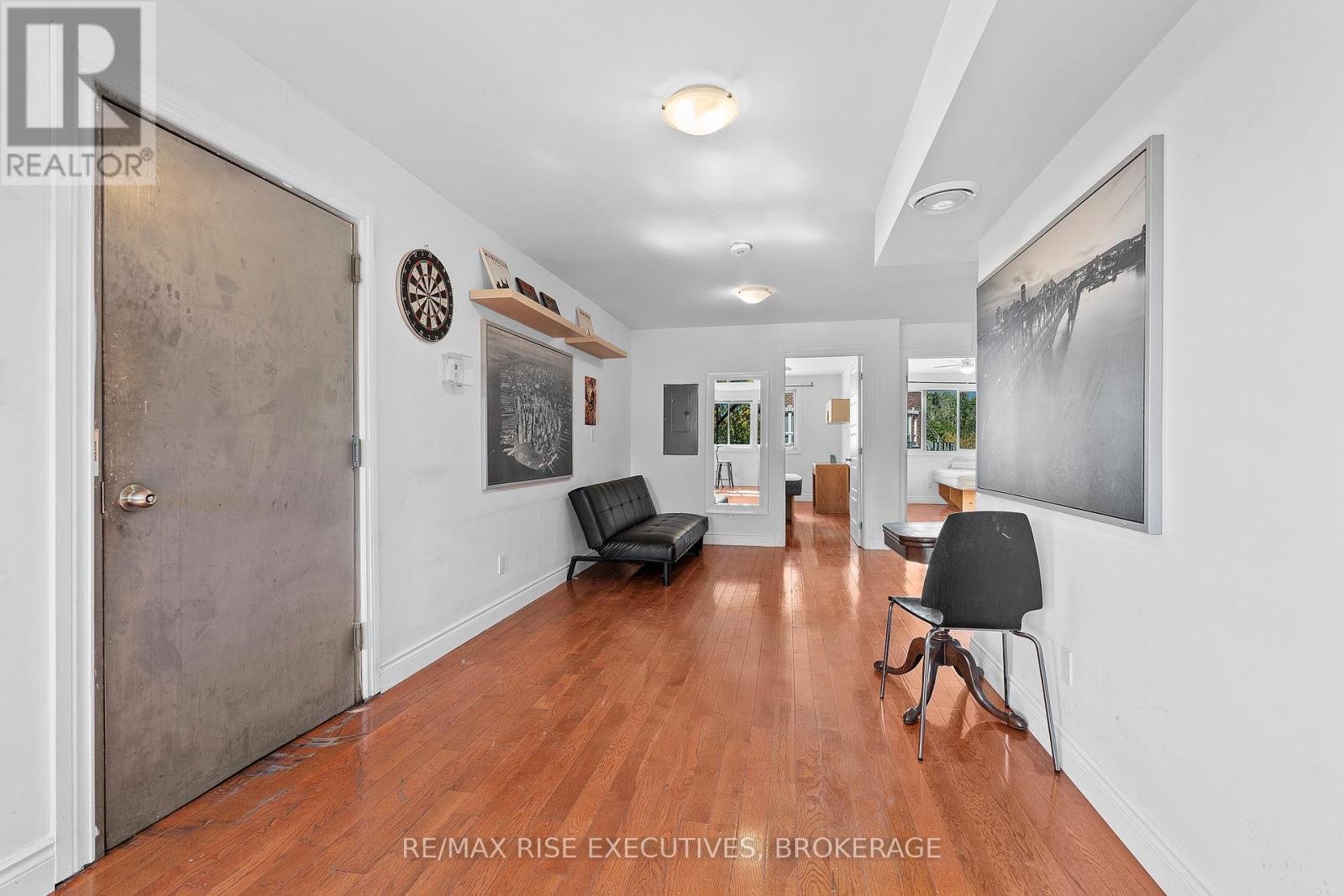 682 Princess Street, Kingston, Ontario  K7L 1E7 - Photo 4 - X12443991