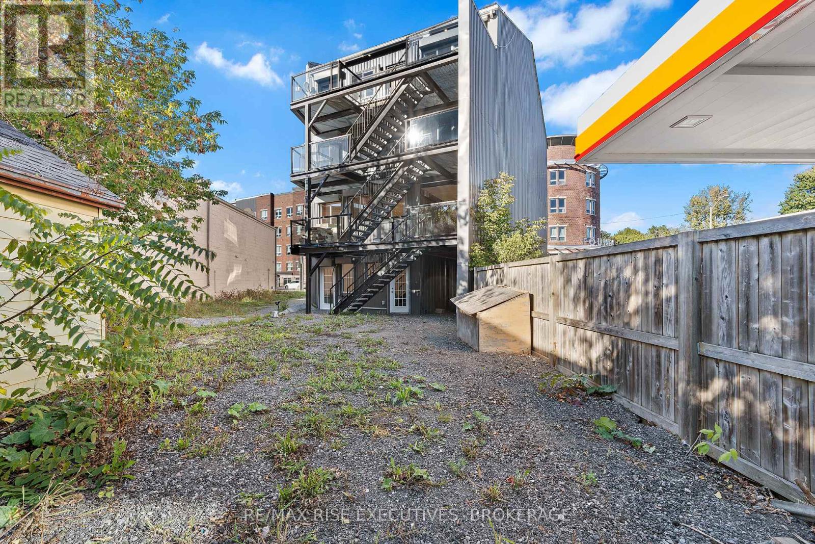 682 Princess Street, Kingston, Ontario  K7L 1E7 - Photo 43 - X12443991