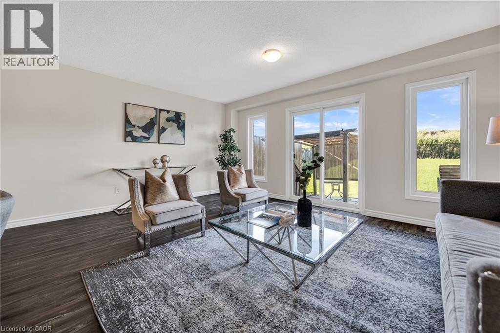 252 Countrystone Crescent, Kitchener, Ontario  N2N 3S2 - Photo 8 - 40776312