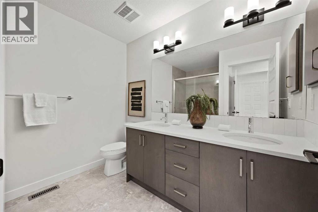 2146 Bayview Drive Sw, Airdrie, Alberta  T4B 5N4 - Photo 20 - A2259324