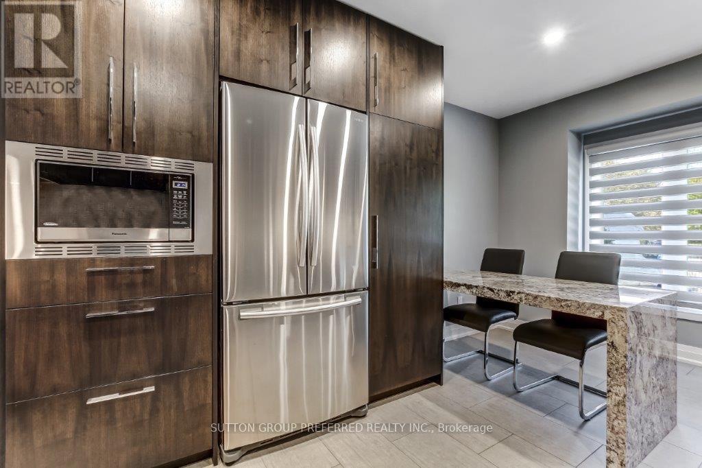12 - 163 Pine Valley Drive, London South, Ontario  N6J 4R1 - Photo 4 - X12443925
