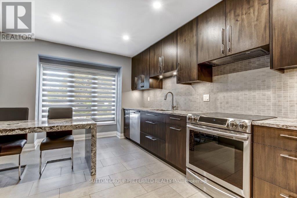 12 - 163 Pine Valley Drive, London South, Ontario  N6J 4R1 - Photo 6 - X12443925