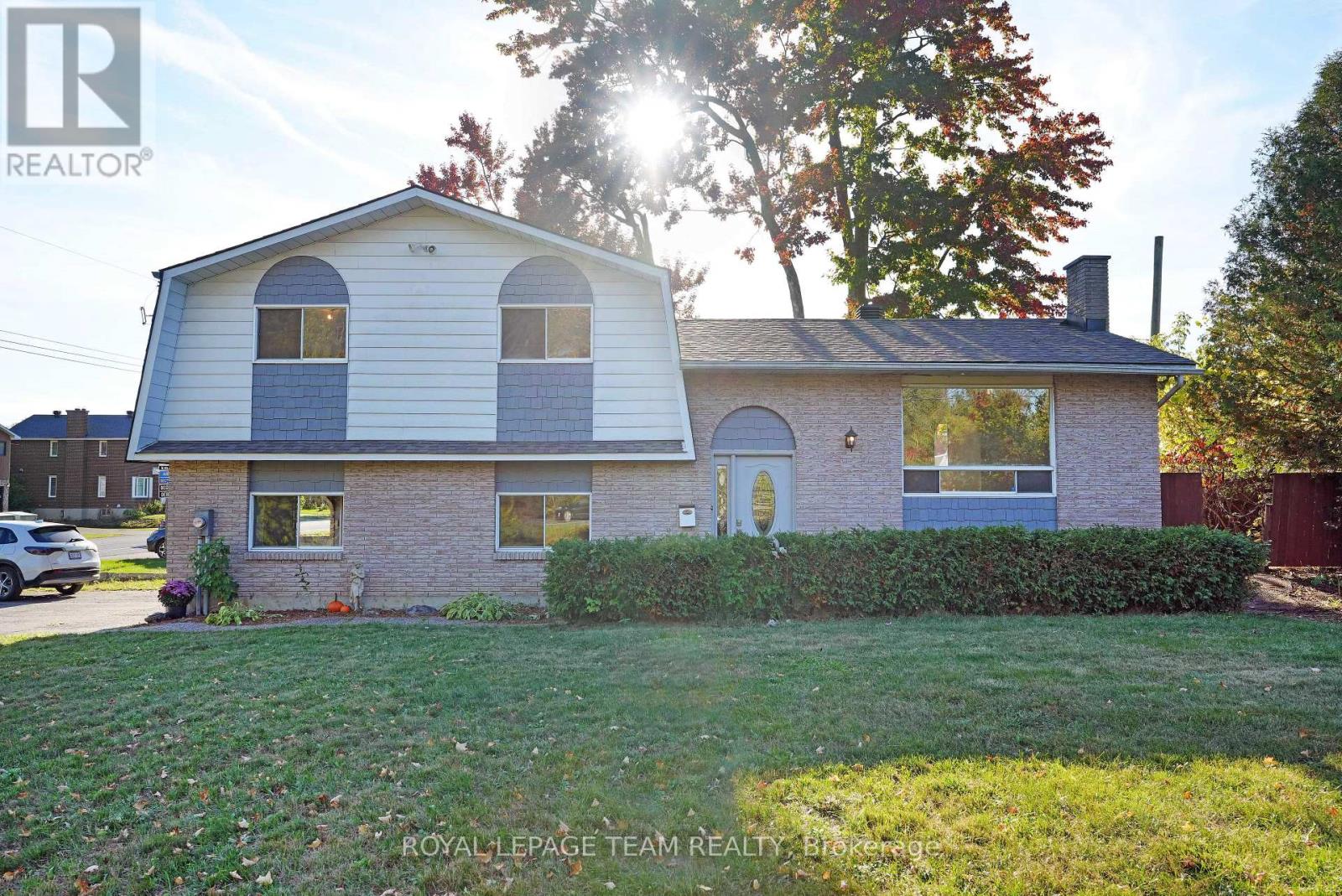 1991 KINGSDALE AVENUE, Ottawa, Ontario