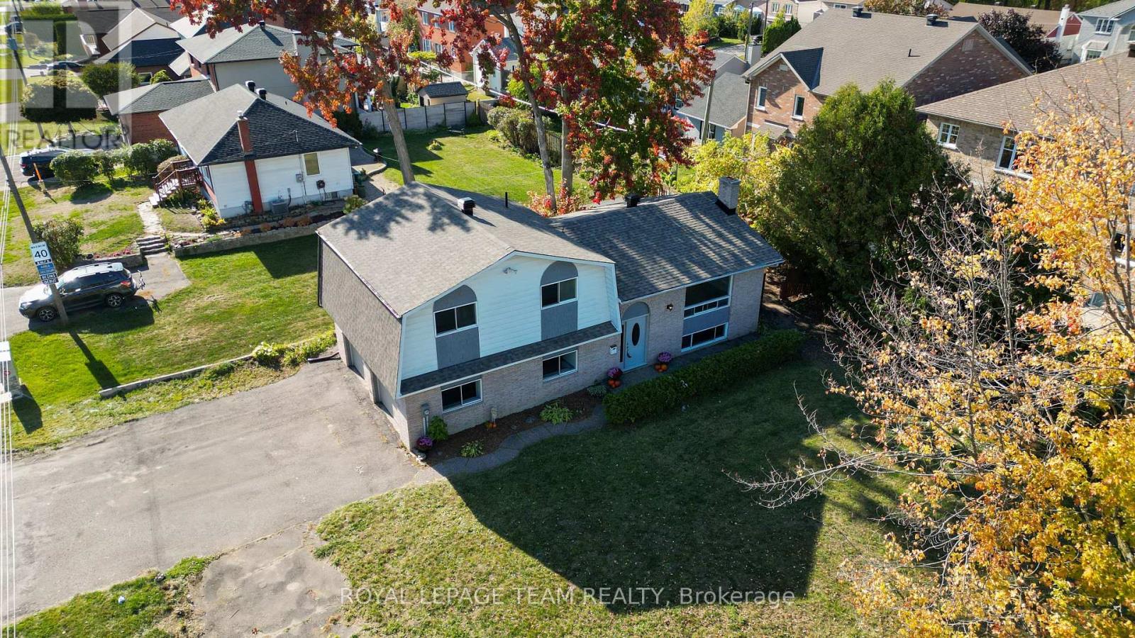 1991 Kingsdale Avenue, Ottawa, Ontario  K1T 1H9 - Photo 4 - X12443949