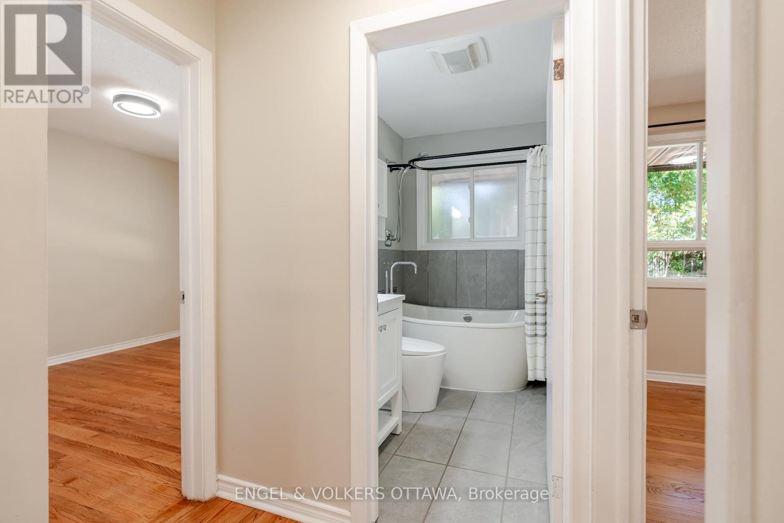 3001 Rankin Street, Ottawa, Ontario  K1V 8L2 - Photo 11 - X12443986