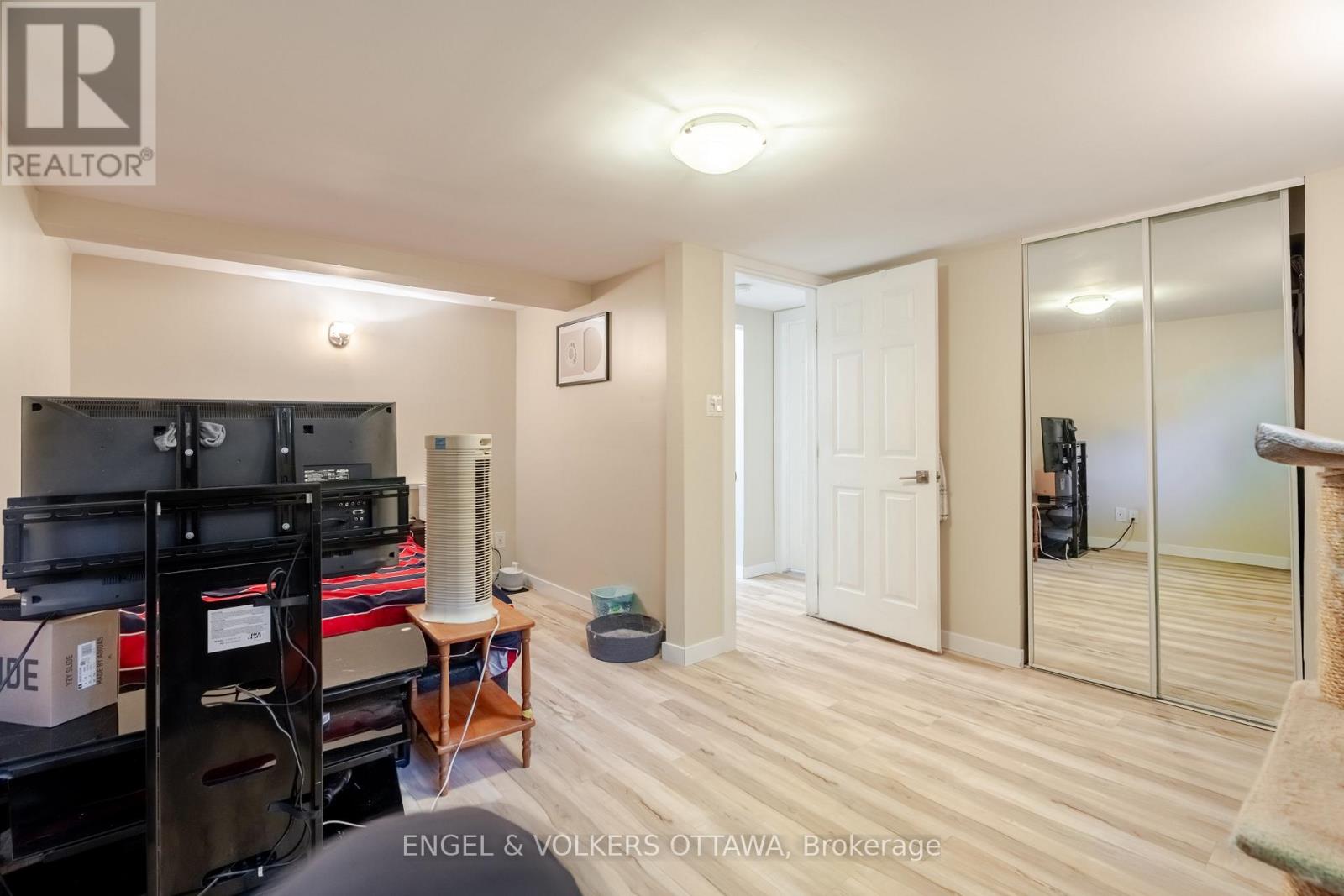 3001 Rankin Street, Ottawa, Ontario  K1V 8L2 - Photo 39 - X12443986