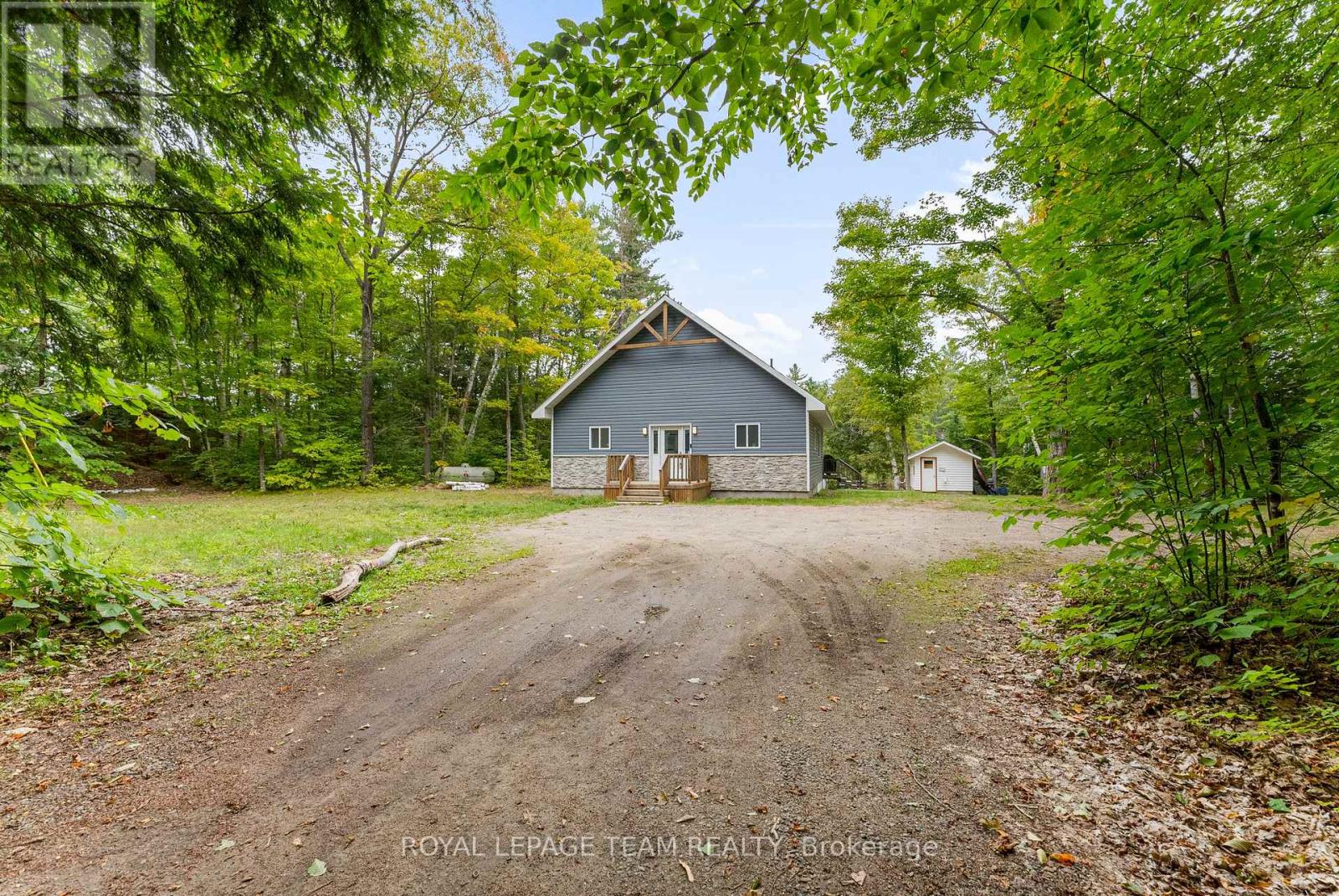 664 Ohio Road, Madawaska Valley, Ontario  K0J 1L0 - Photo 14 - X12443971