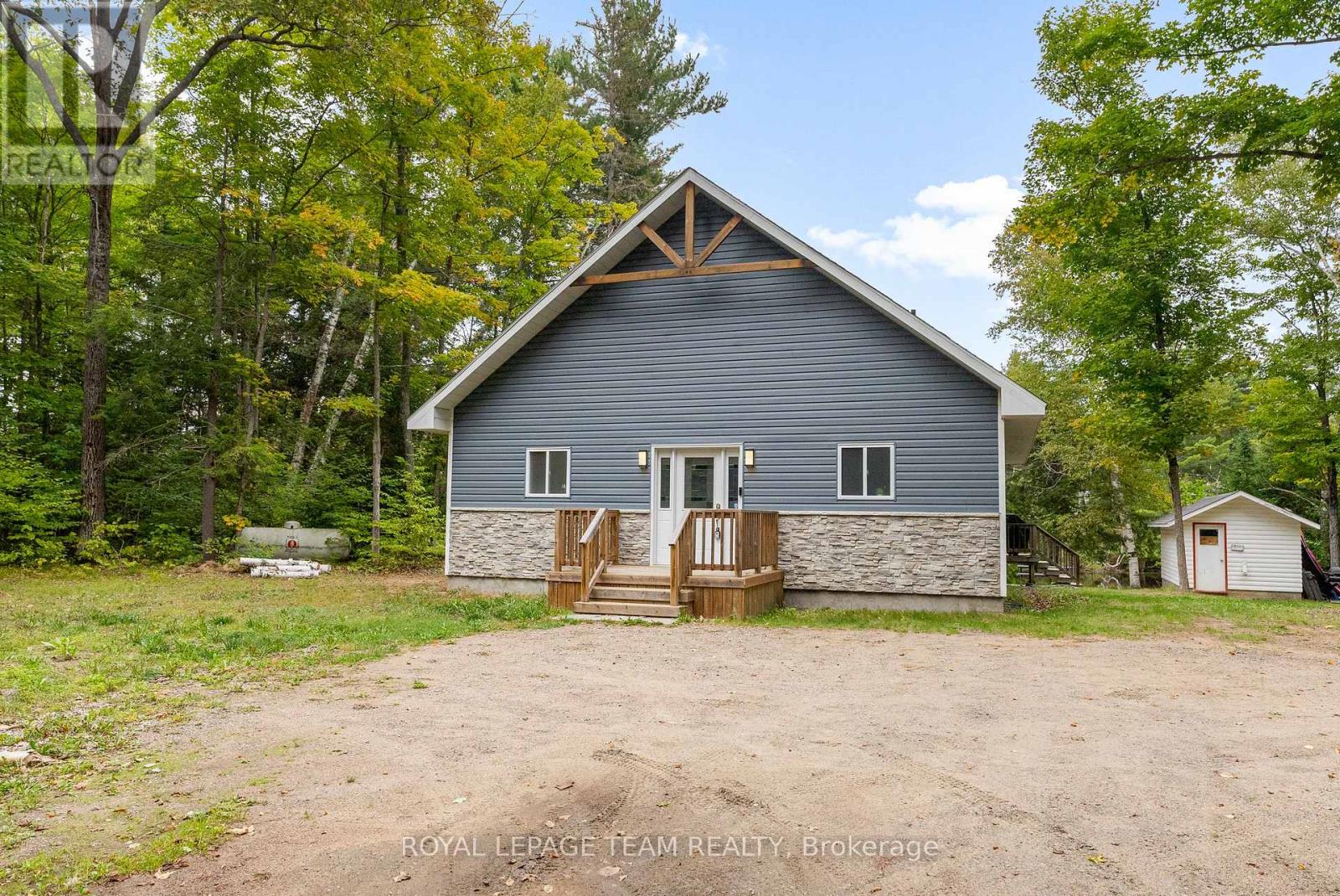 664 Ohio Road, Madawaska Valley, Ontario  K0J 1L0 - Photo 7 - X12443971