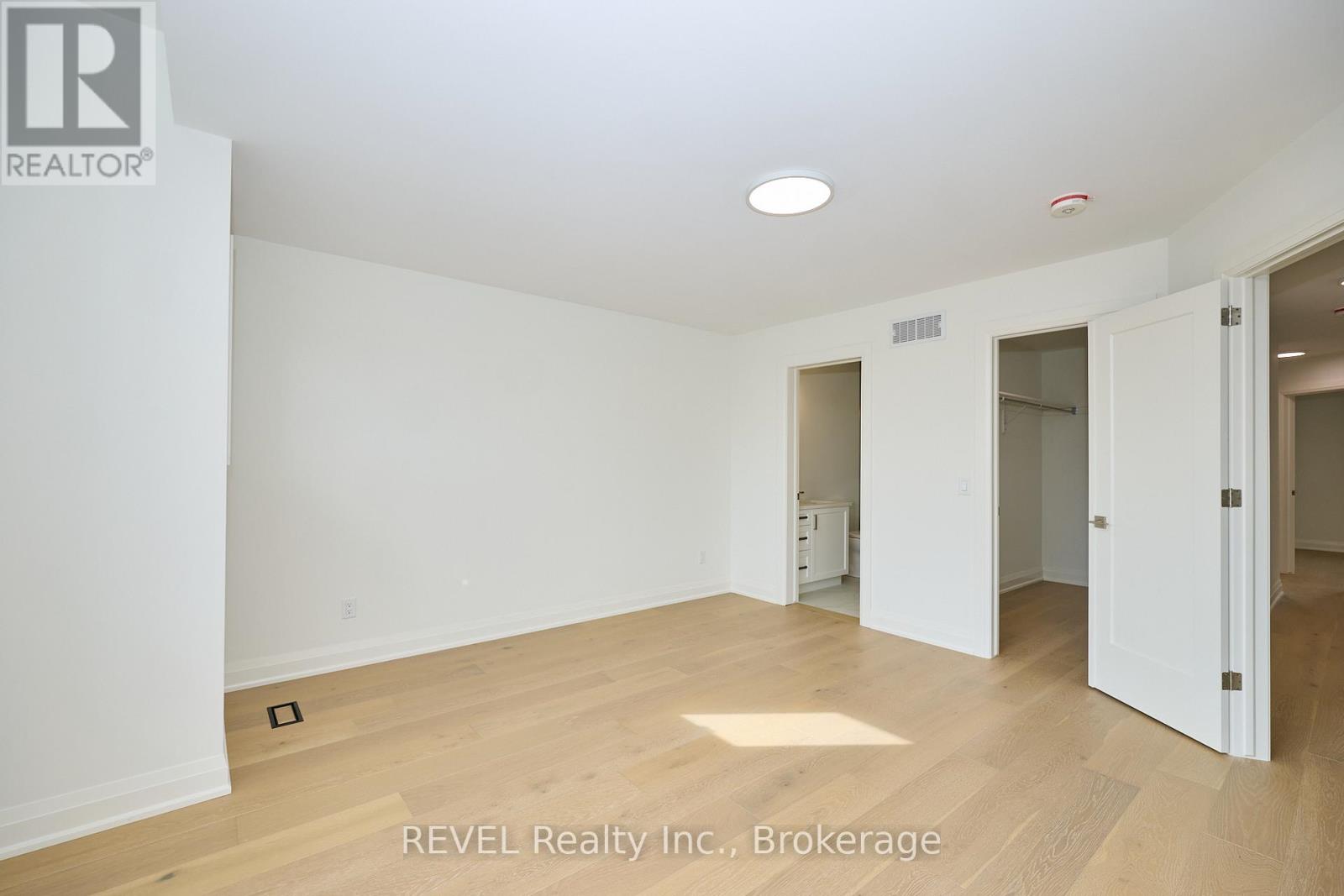 7437 Matteo Drive, Niagara Falls (Brown), Ontario  L2H 3T3 - Photo 15 - X12443954