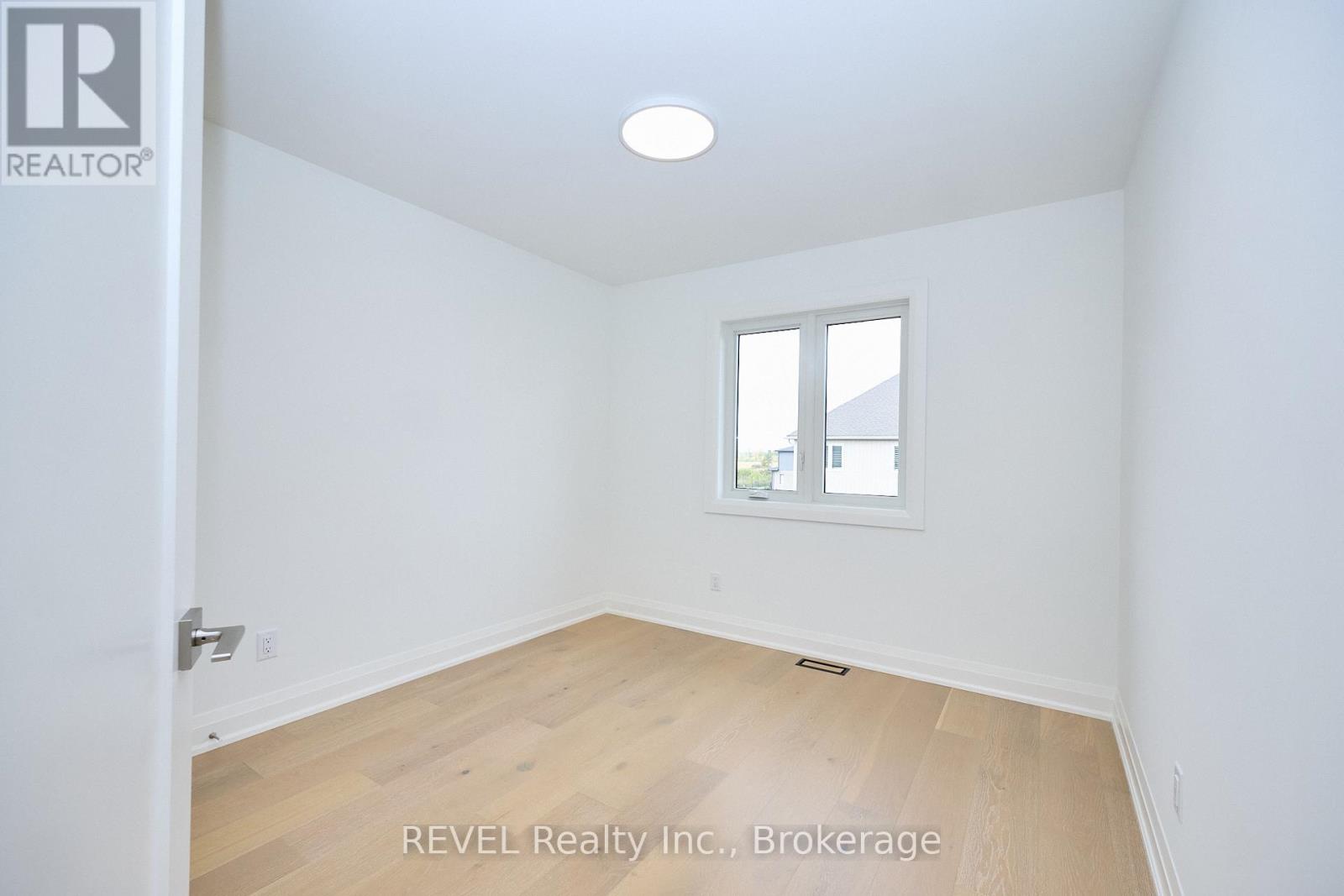 7437 Matteo Drive, Niagara Falls (Brown), Ontario  L2H 3T3 - Photo 18 - X12443954