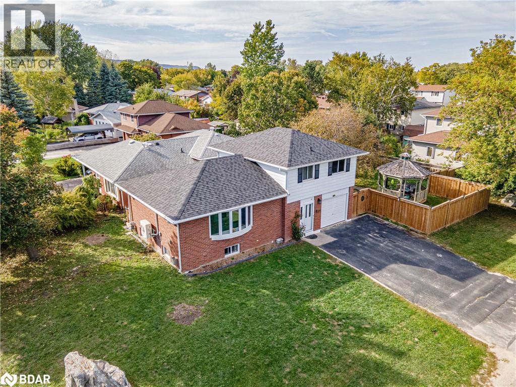 28 Gibbard Crescent, Collingwood, Ontario  L9Y 2C1 - Photo 2 - 40774769
