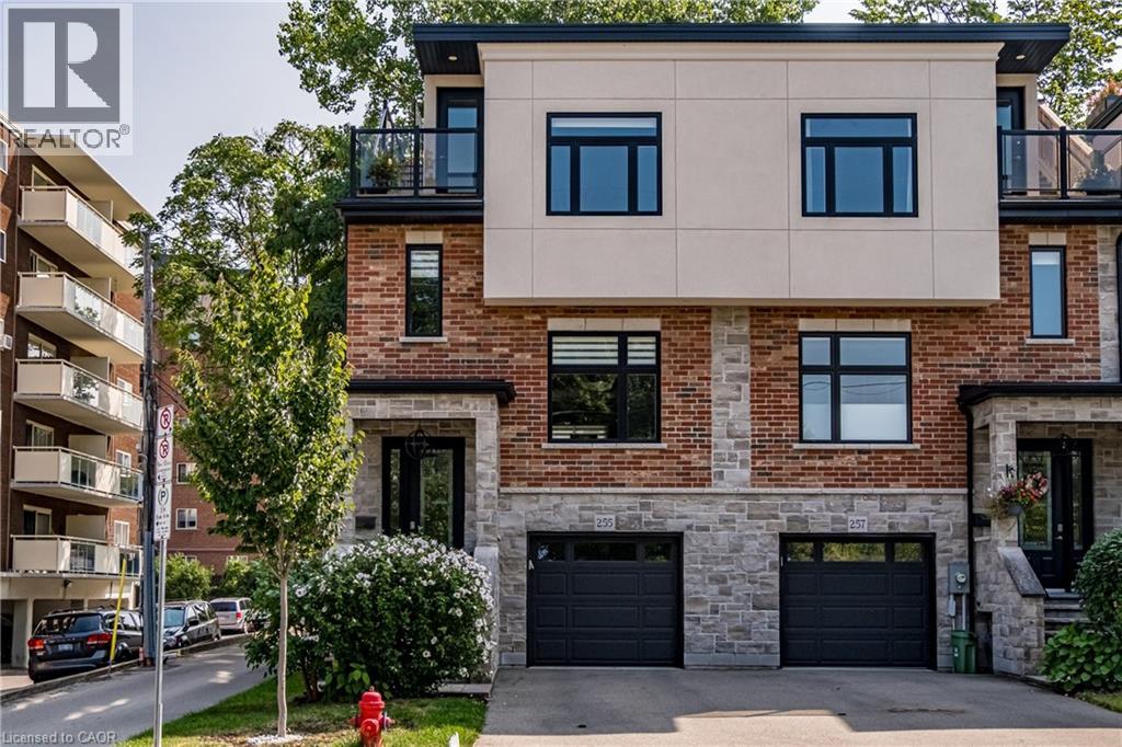 255 Park Street S, Hamilton, Ontario  L8P 3G3 - Photo 1 - 40776331