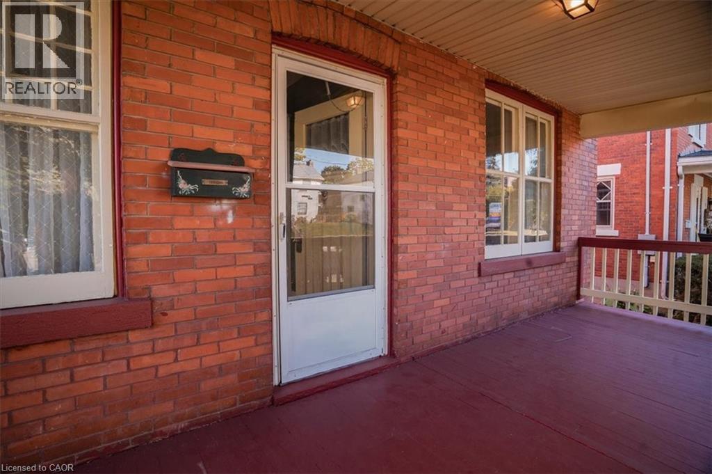 251 Norfolk Street S, Simcoe, Ontario  N3Y 2W6 - Photo 4 - 40774439
