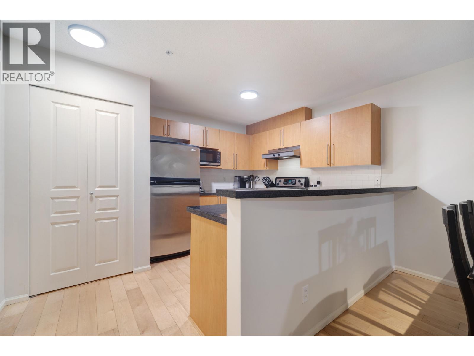 1131 Ross Road, North Vancouver, British Columbia  V7K 1C6 - Photo 10 - R3055150