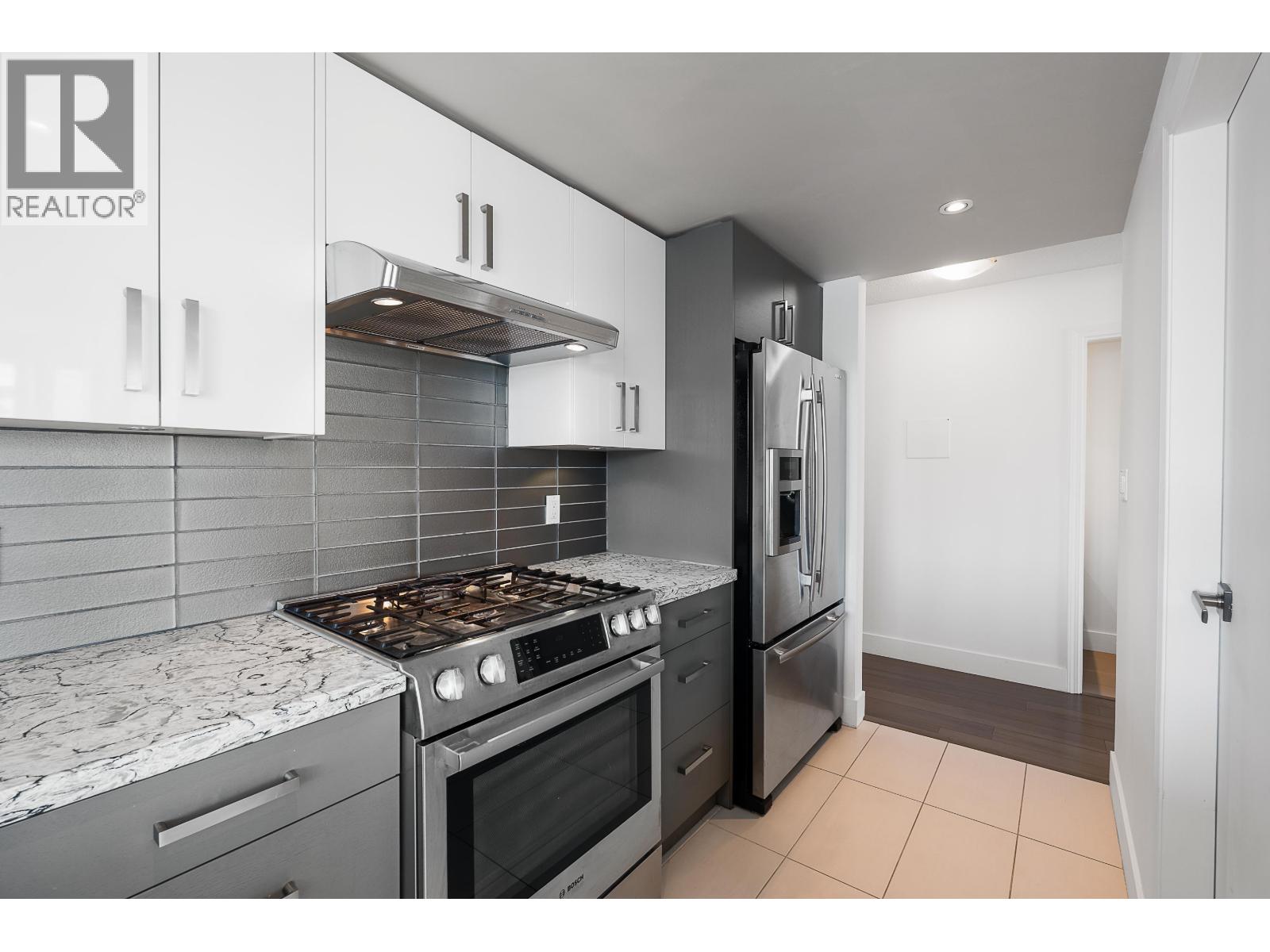 1202 1383 Marinaside Crescent, Vancouver, British Columbia  V6Z 2W9 - Photo 10 - R3055160