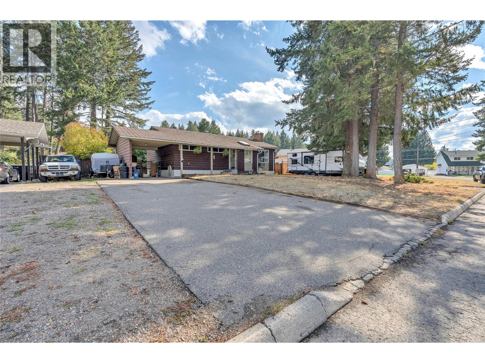 105 GROVE Street, princeton, British Columbia