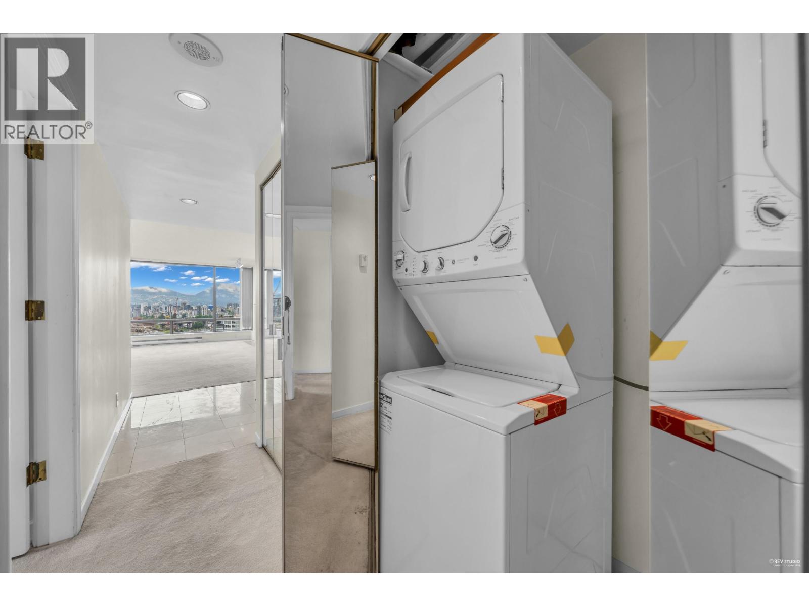 1502 1590 W 8th Avenue, Vancouver, British Columbia  V6J 4R8 - Photo 11 - R3054277