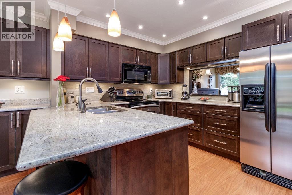 6 1135 Lansdowne Drive, Coquitlam, British Columbia  V3B 7K6 - Photo 7 - R3055079