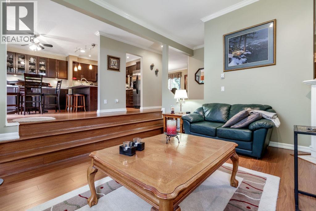 6 1135 Lansdowne Drive, Coquitlam, British Columbia  V3B 7K6 - Photo 5 - R3055079