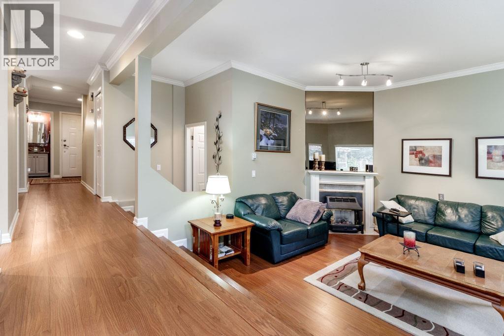 6 1135 Lansdowne Drive, Coquitlam, British Columbia  V3B 7K6 - Photo 3 - R3055079