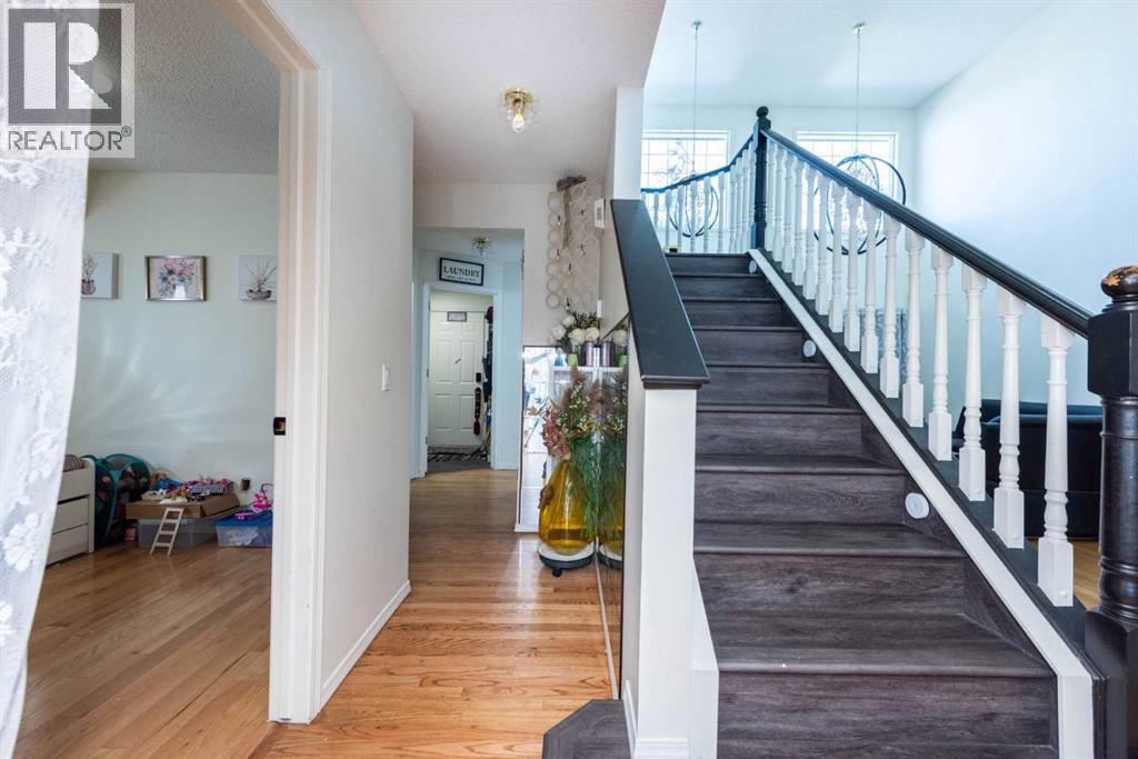 58 Citadel Crest Circle Nw, Calgary, Alberta  T3G 4G2 - Photo 14 - A2254038